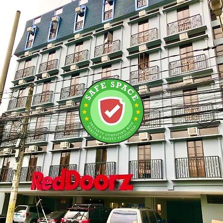 Reddoorz Plus @ Jardin Suites Guadalupe Nuevo Mandaluyong Exterior photo