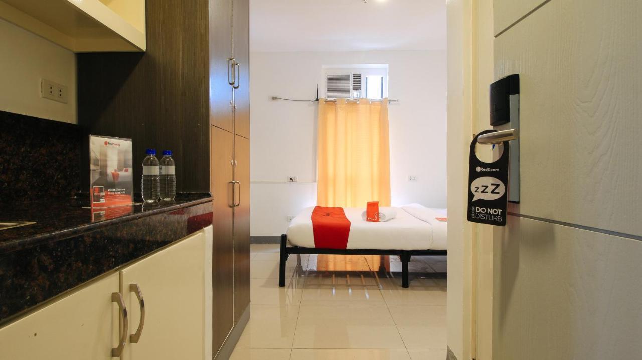 Reddoorz Plus @ Jardin Suites Guadalupe Nuevo Mandaluyong Exterior photo